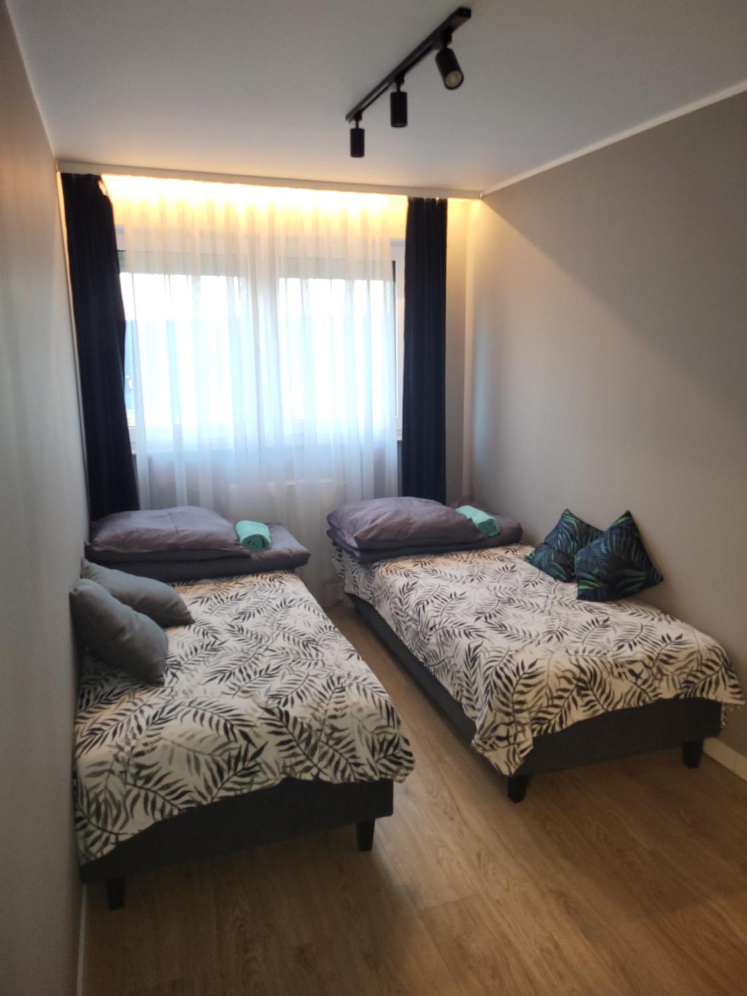 Komfortowy Apartament Dla 7 Osob Ch Arena, Prywatny Parking Gliwice Buitenkant foto